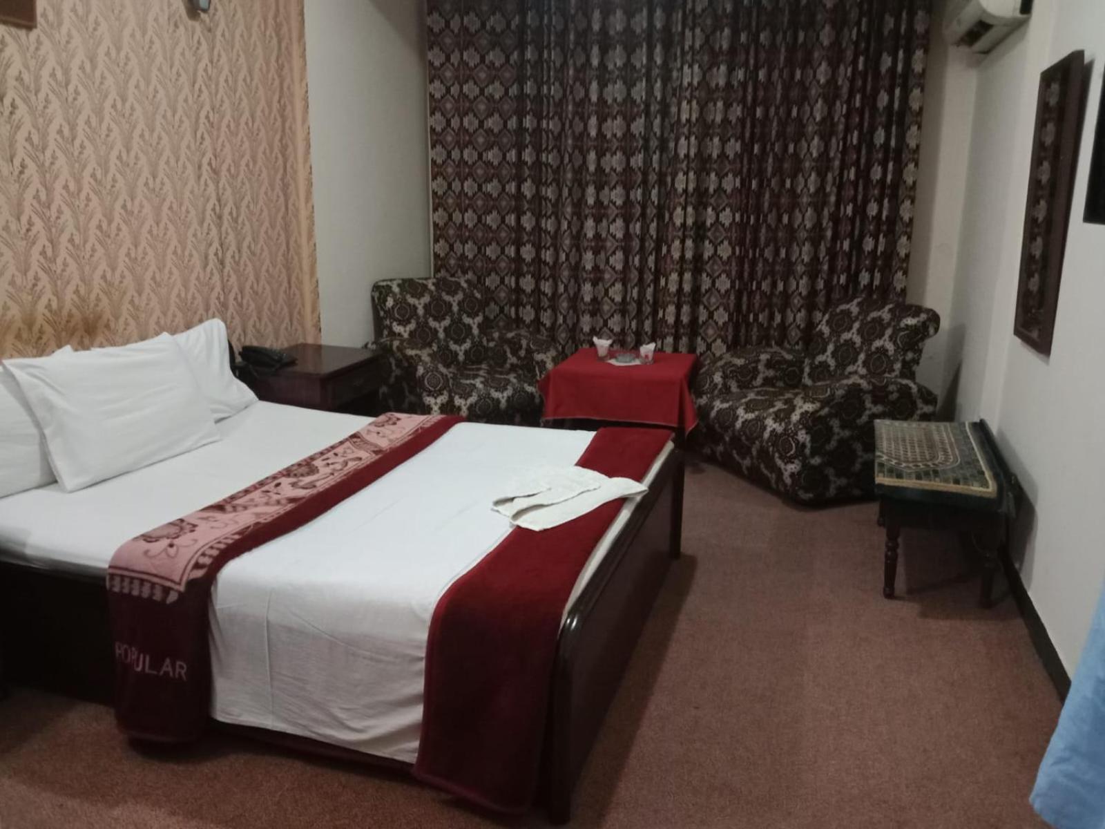 Hotel Al Badar Rawalpindi Exterior foto